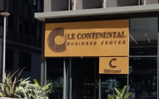 Plateau Bureau à louer à CFC, Le Continental-136 m²