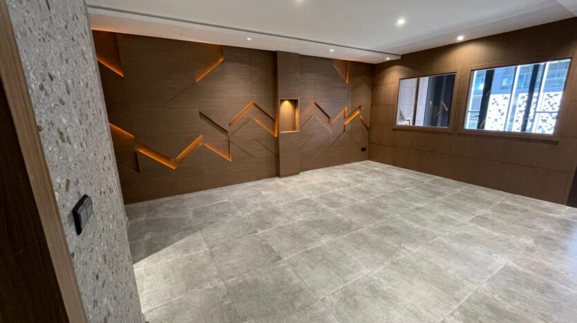 #RealtySuccessMorocco #LocationBureauCasablanca #BureauProfessionnel #LocationImmobilier #TheGoldCenter