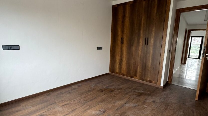 #LocationCasablanca #CalifornieCasablanca #AppartementALouer #ImmobilierCasablanca #RealtySuccessMorocco #AppartementLuxe #LocationAppartement #CasablancaLiving #LuxuryLiving #AppartementNeuf