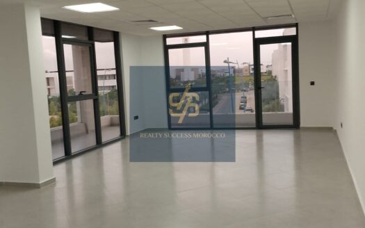 Bureau Professionnel HS à Louer à Almaz – Sans Vis-à-Vis