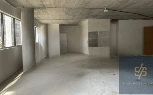 Plateau Bureau à louer à CFC, Le Continental-136 m²
