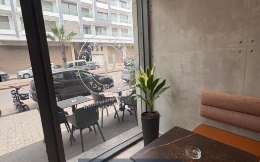 Café équipé à louer à Oulfa, Casablanca – 68 m²